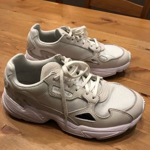 Adidas falcons white w7.5